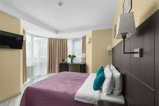 Гостиница Балтия Санкт-Петербург Супериор с одной большой кроватью-2