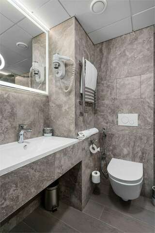 Гостиница Балтия Санкт-Петербург Супериор NEW с одной большой кроватью-3